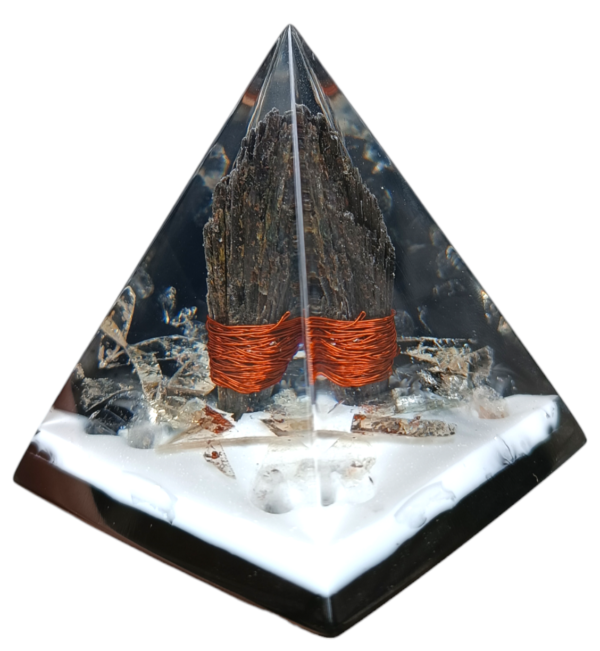 Orgonite Transmutador | Frequência De Proteção | Cianita Negra